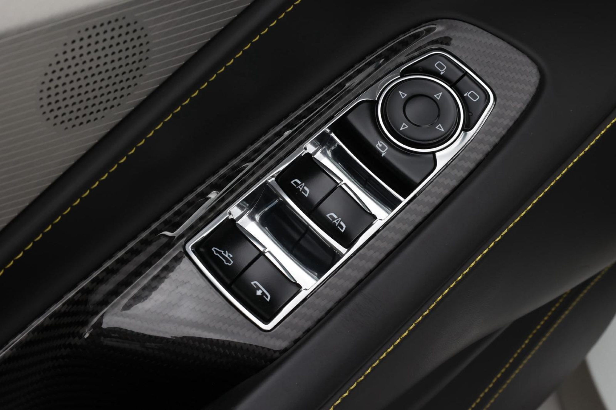 CORVETTE C8 STINGRAY 70 ANIVERSARIO Z06
