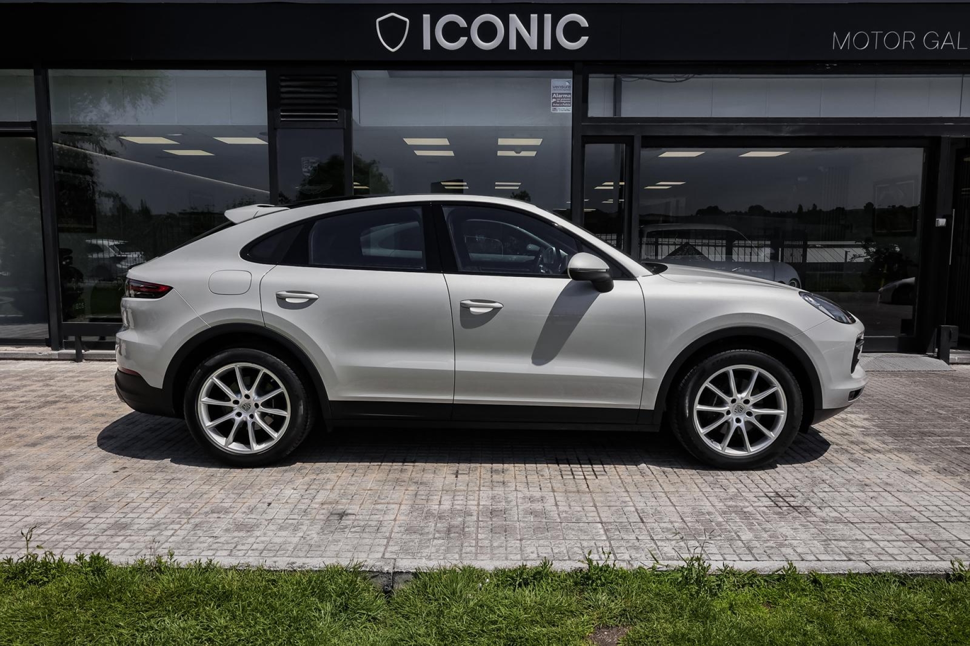 PORSCHE CAYENNE COUPE V6