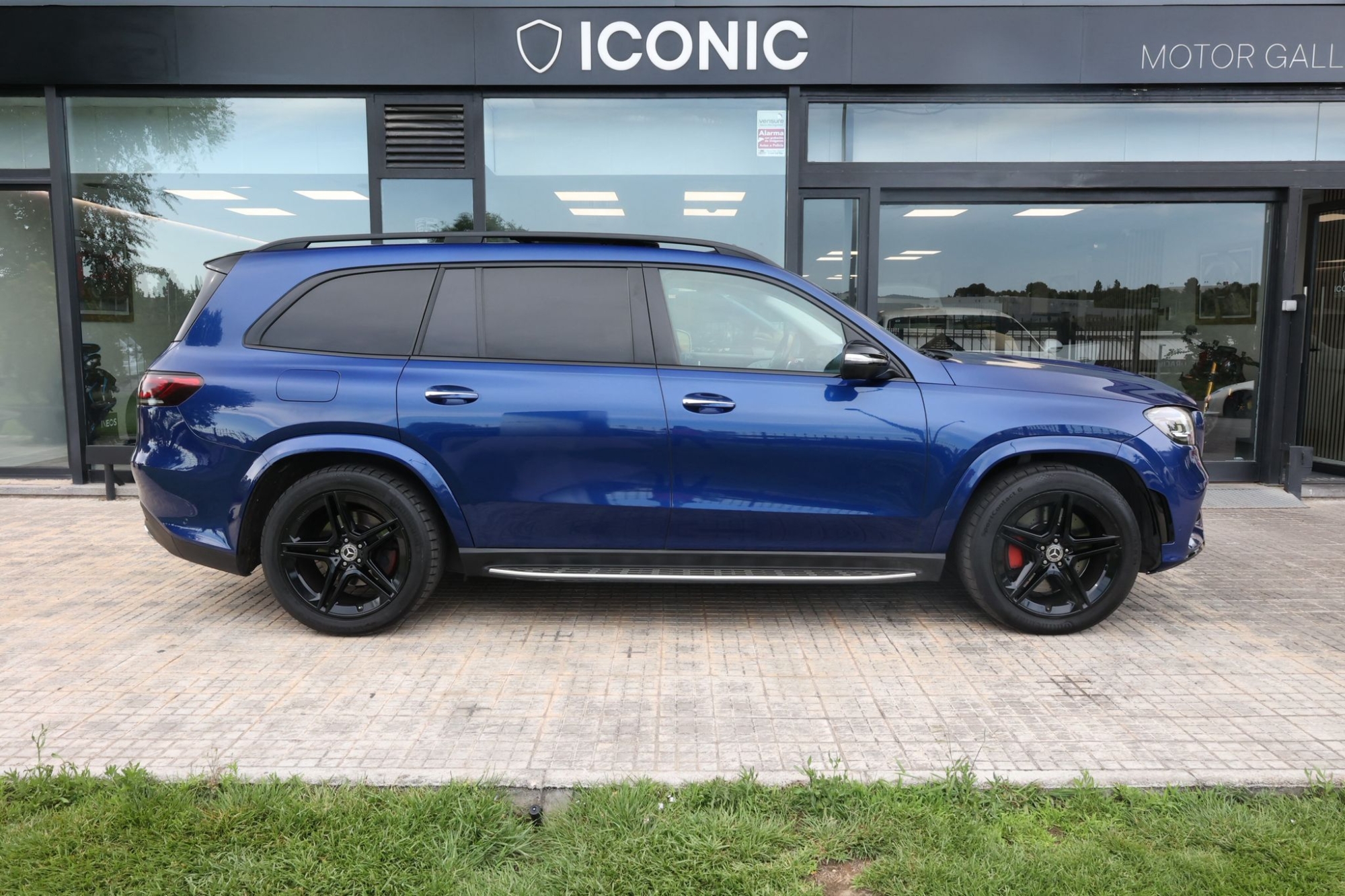 MERCEDES-BENZ GLS 400d 4MATIC