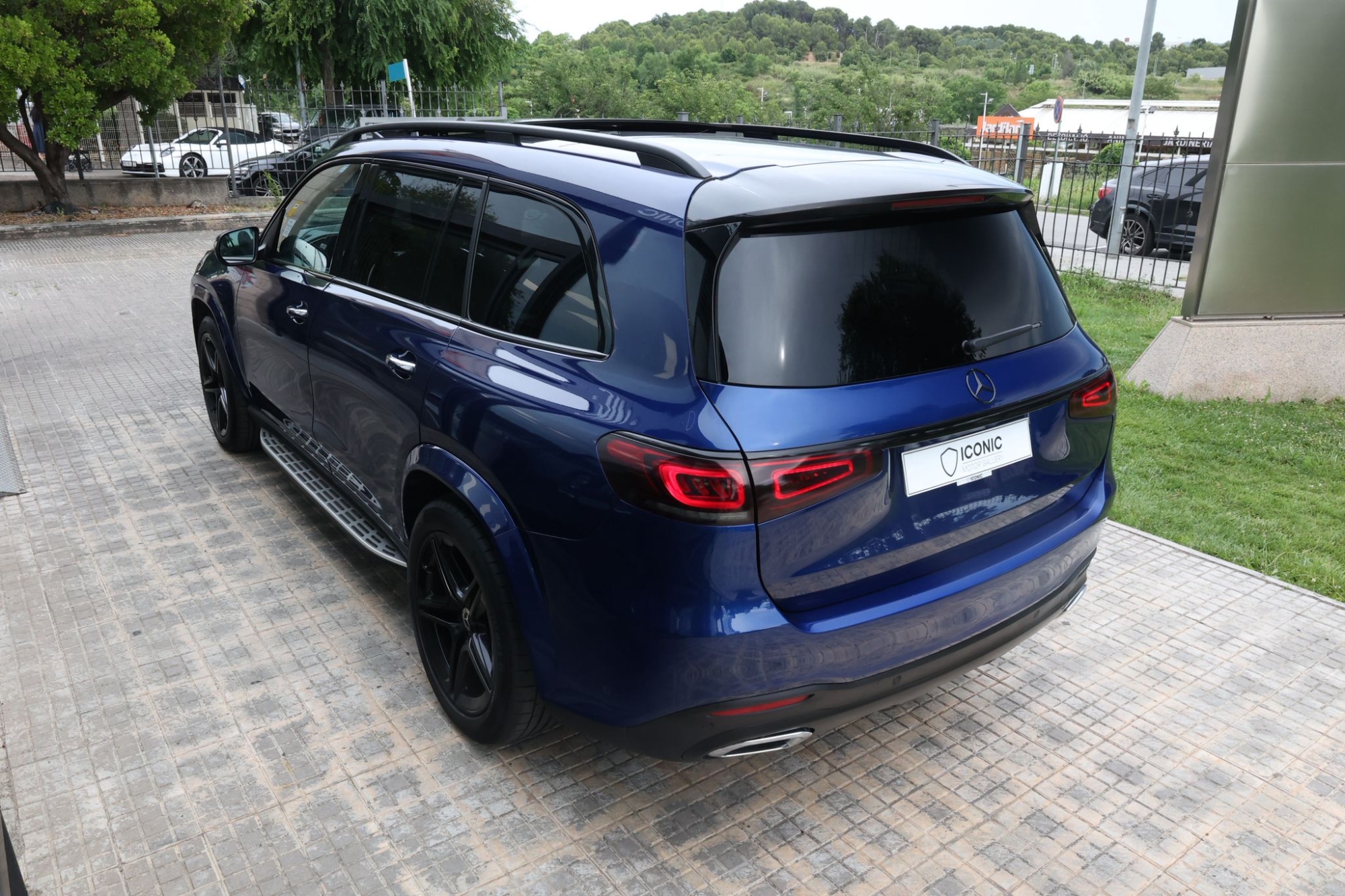 MERCEDES-BENZ GLS 400d 4MATIC