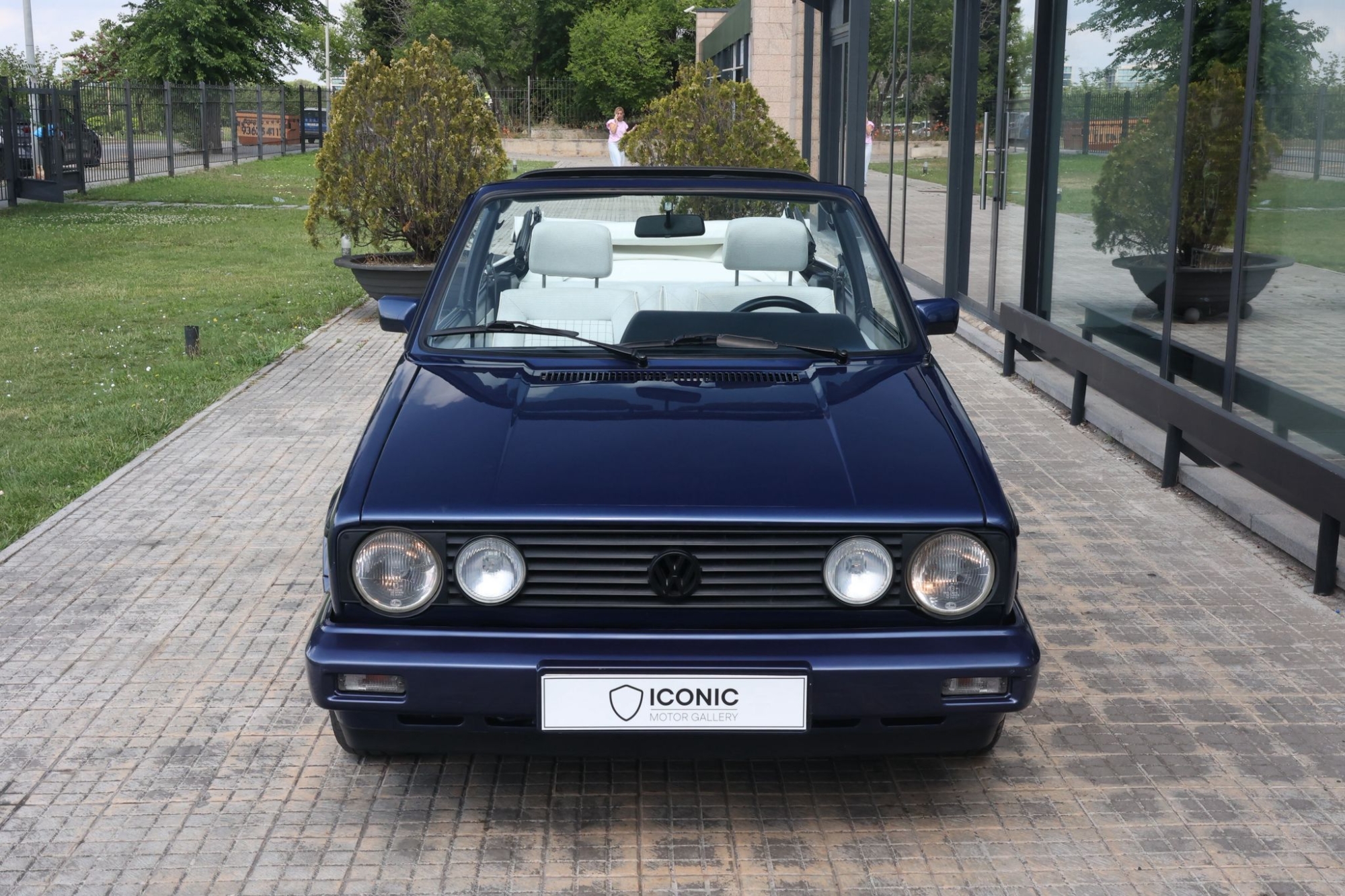 VOLKSWAGEN GOLF MK1 CABRIOLET