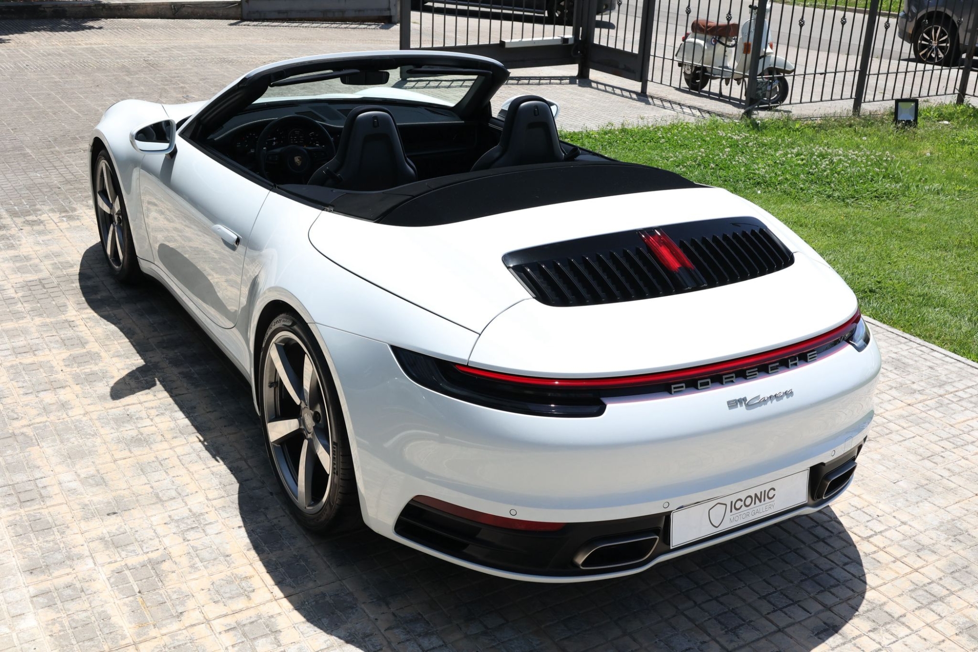 PORSCHE 911 992 CARRERA CABRIO