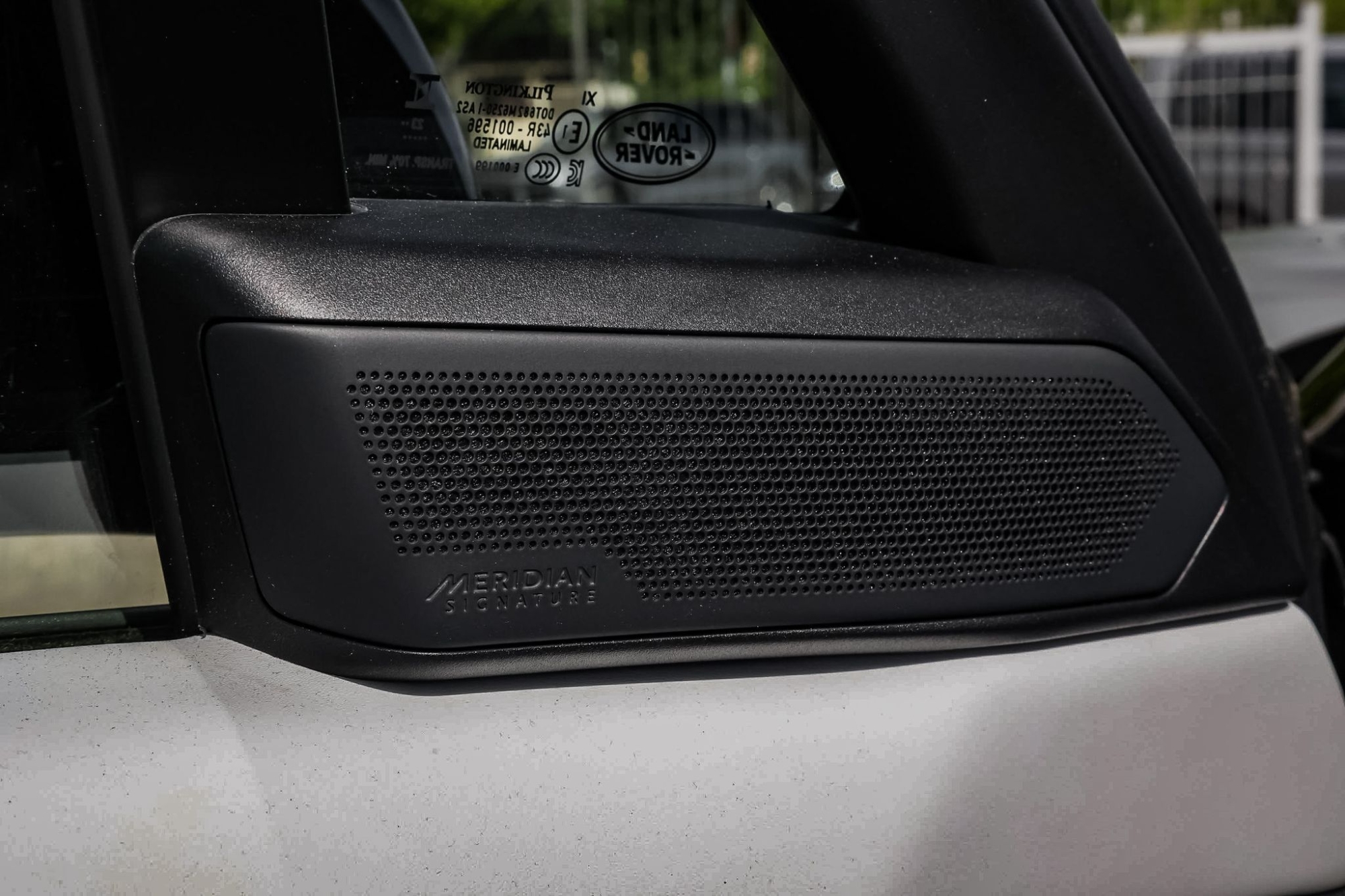 LAND-ROVER RANGE ROVER SPORT SV EDITION ONE
