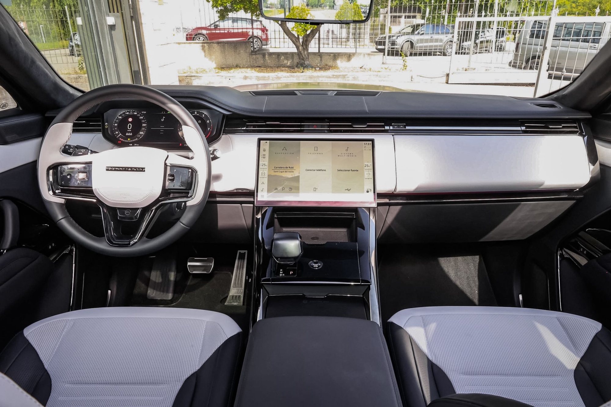 LAND-ROVER RANGE ROVER SPORT SV EDITION ONE