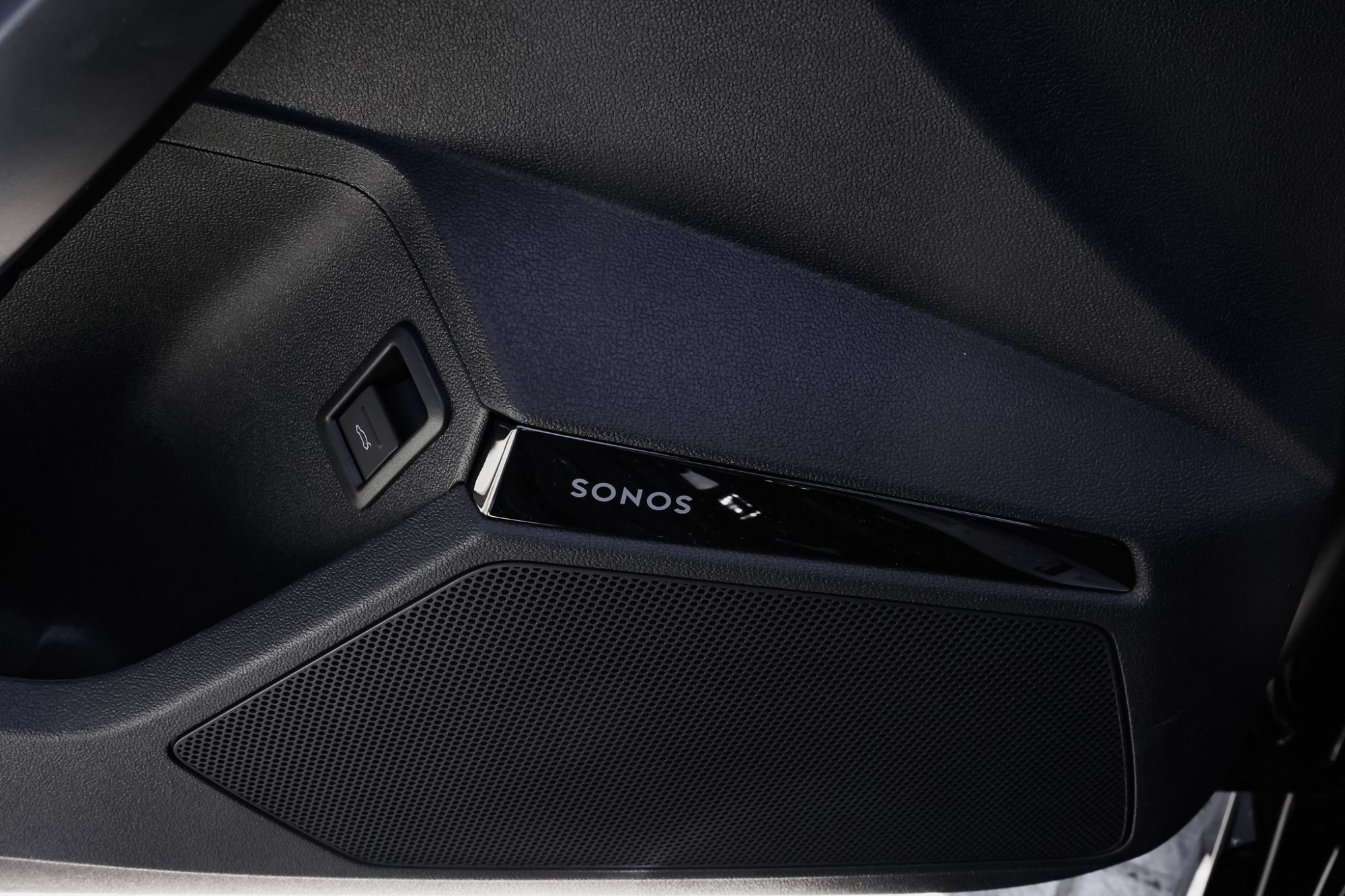 AUDI RS3 SPORTBACK NUEVO A ESTRENAR CARBOCERAMICOS