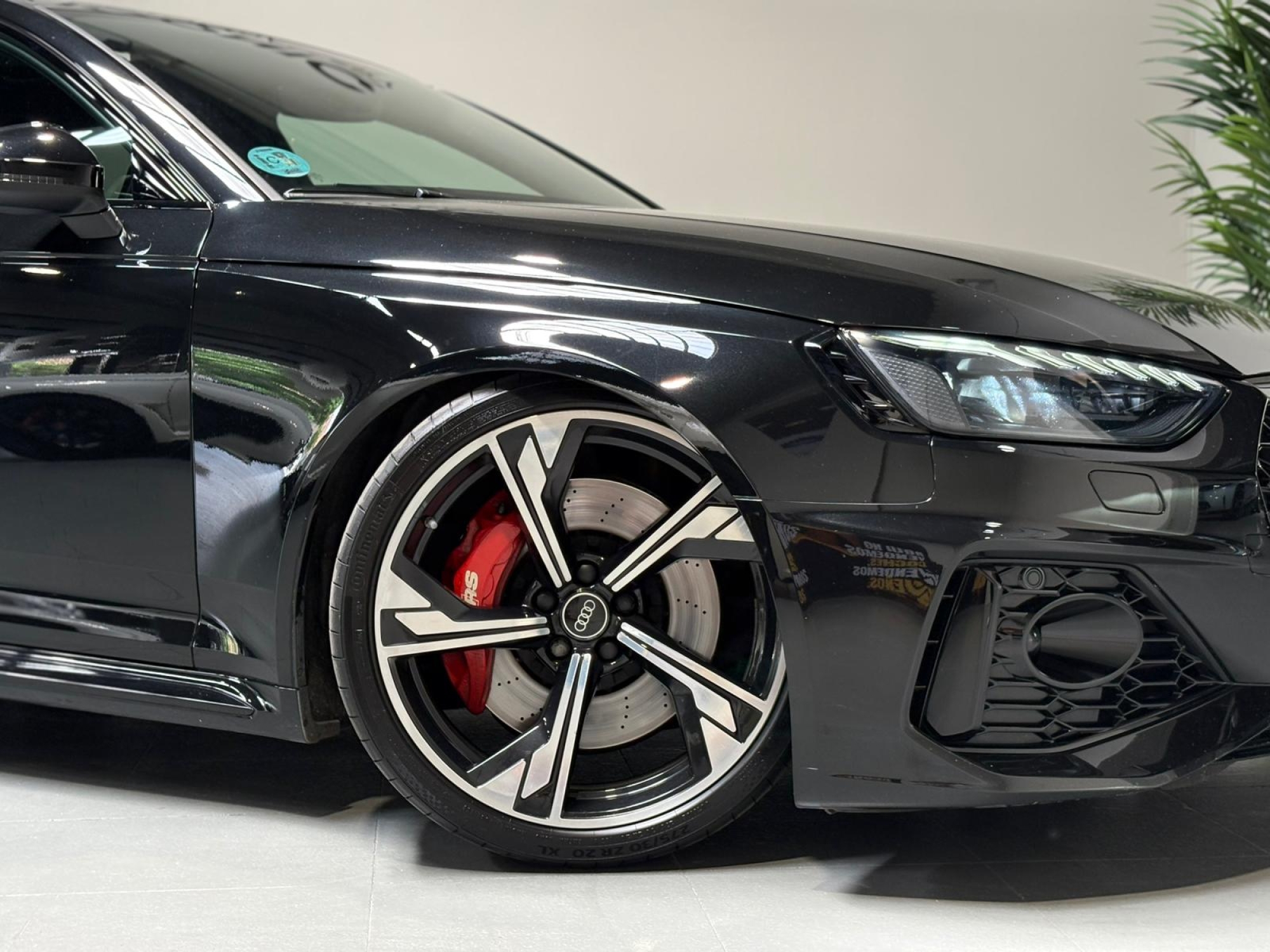 AUDI RS4 AVANT