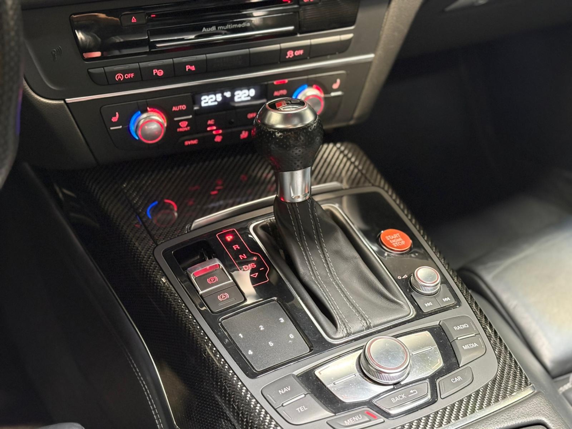 AUDI RS6