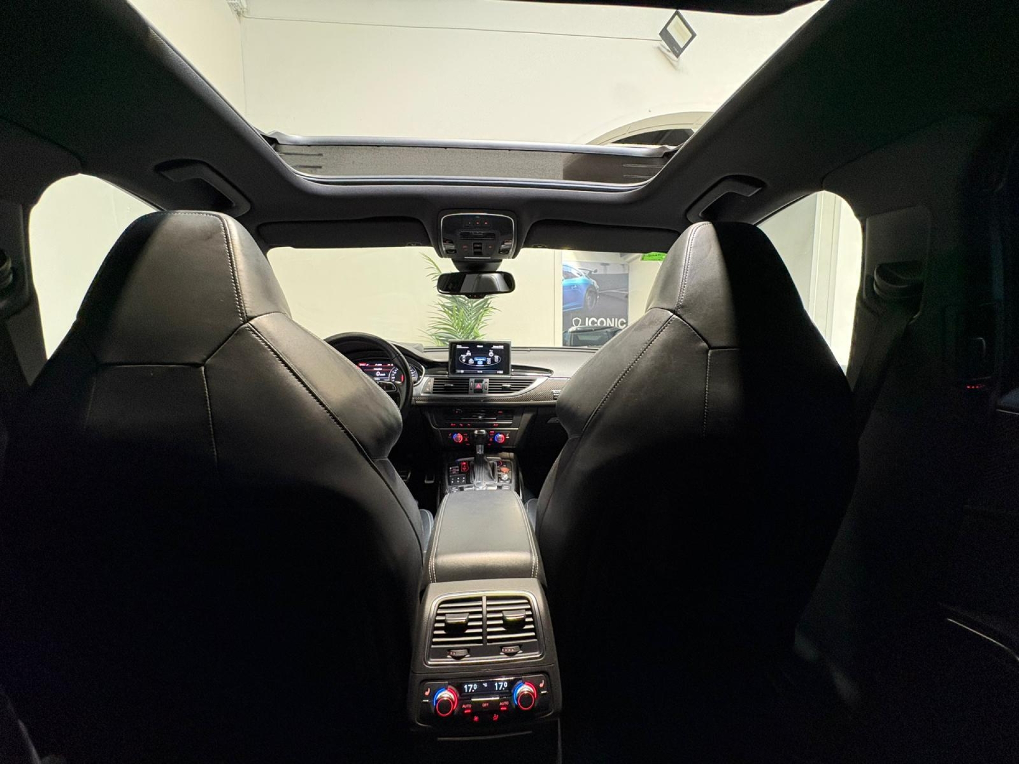 AUDI RS6