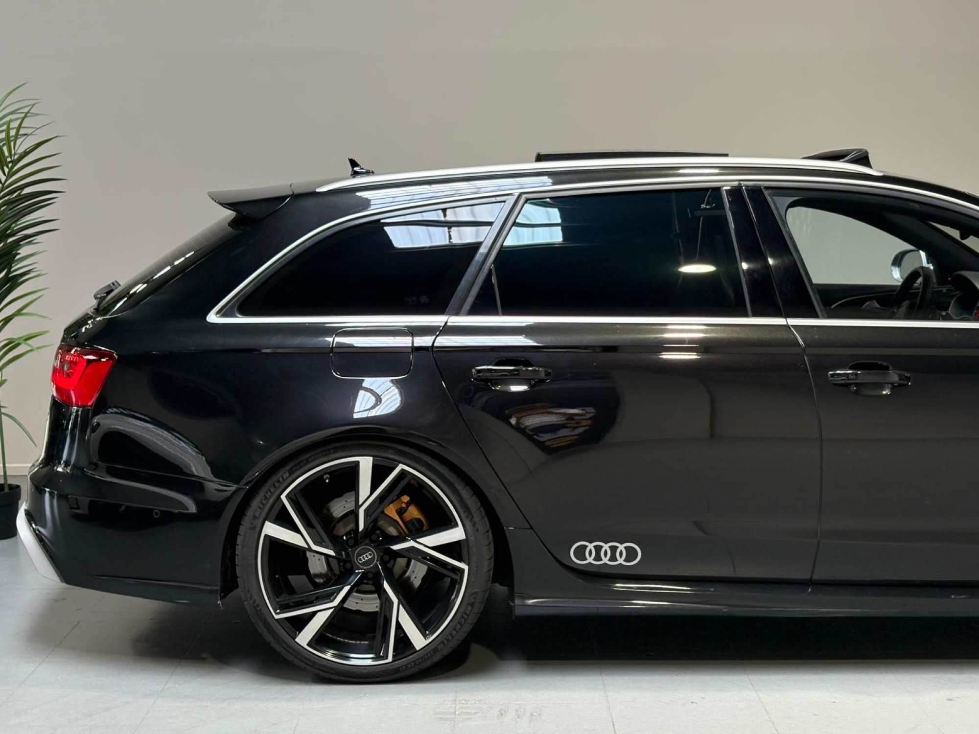 AUDI RS6
