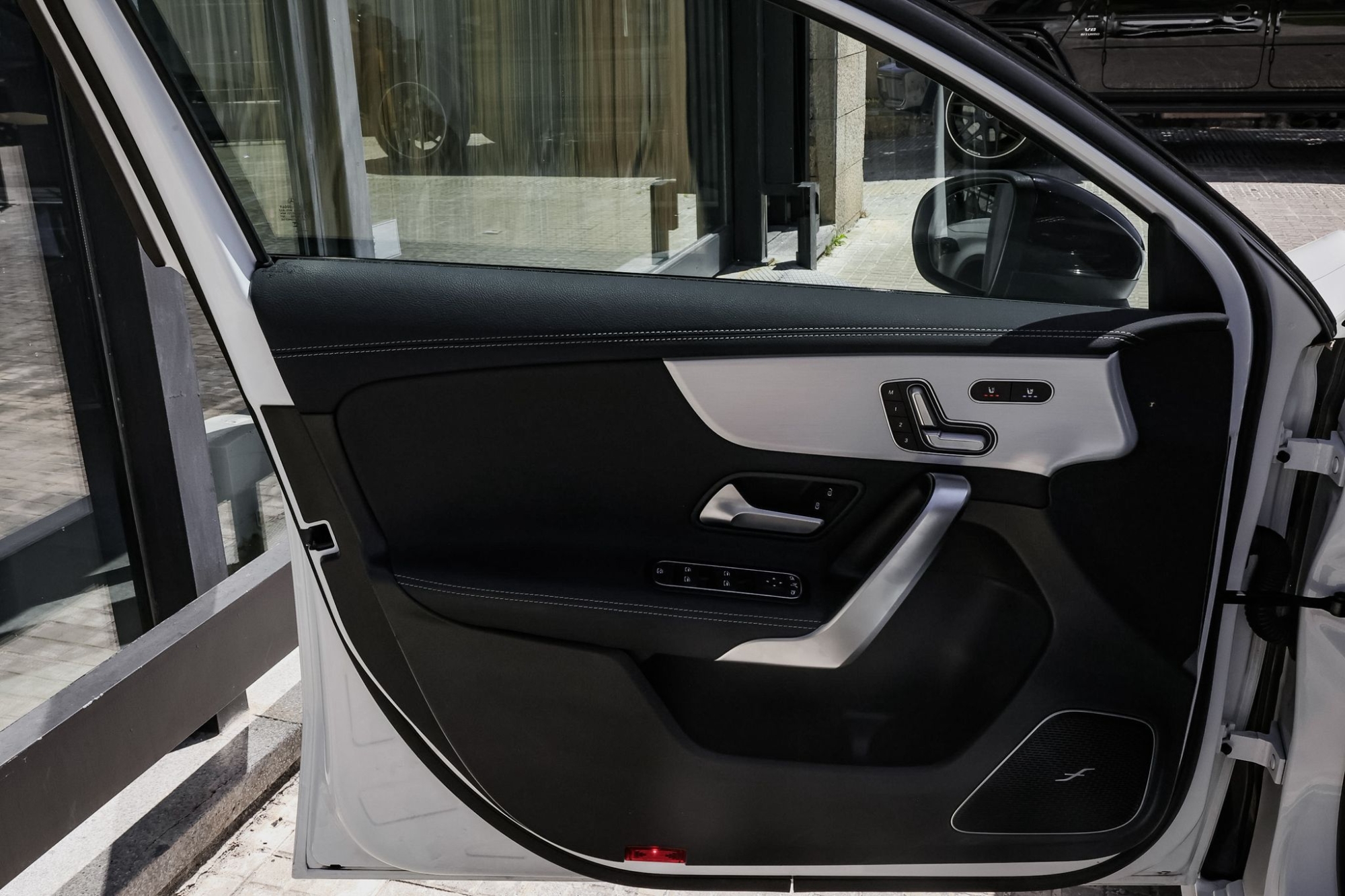 MERCEDES-BENZ A45 S AMG 4-MATIC
