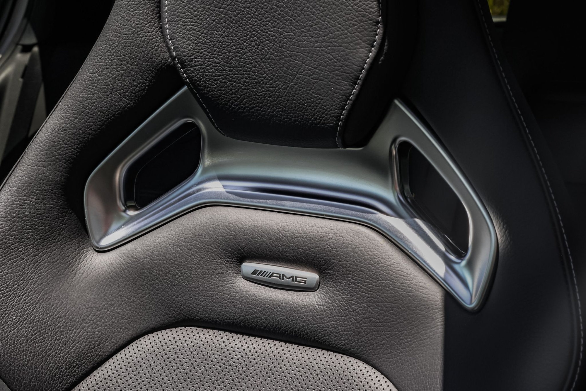 MERCEDES-BENZ A45 S AMG 4-MATIC
