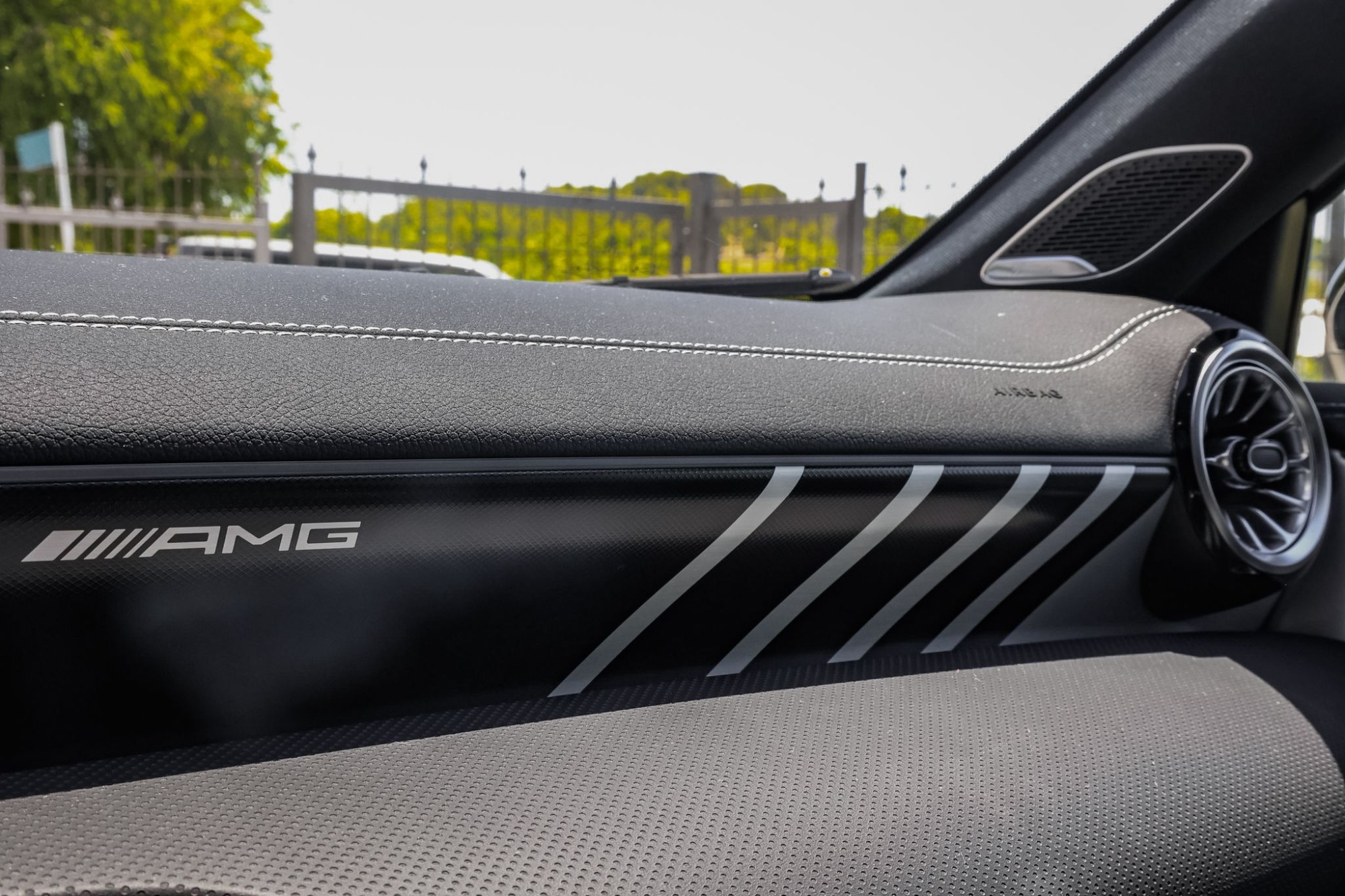 MERCEDES-BENZ A45 S AMG 4-MATIC