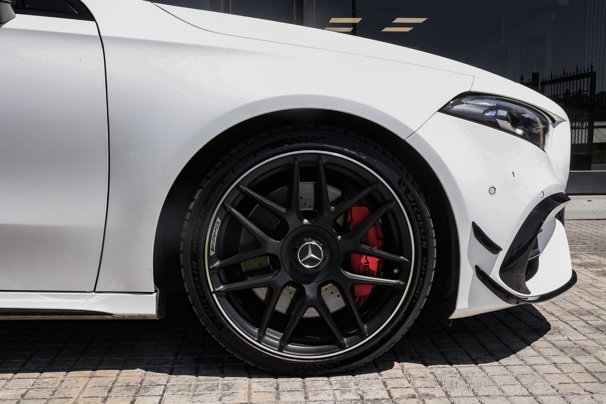 MERCEDES-BENZ A45 S AMG 4-MATIC