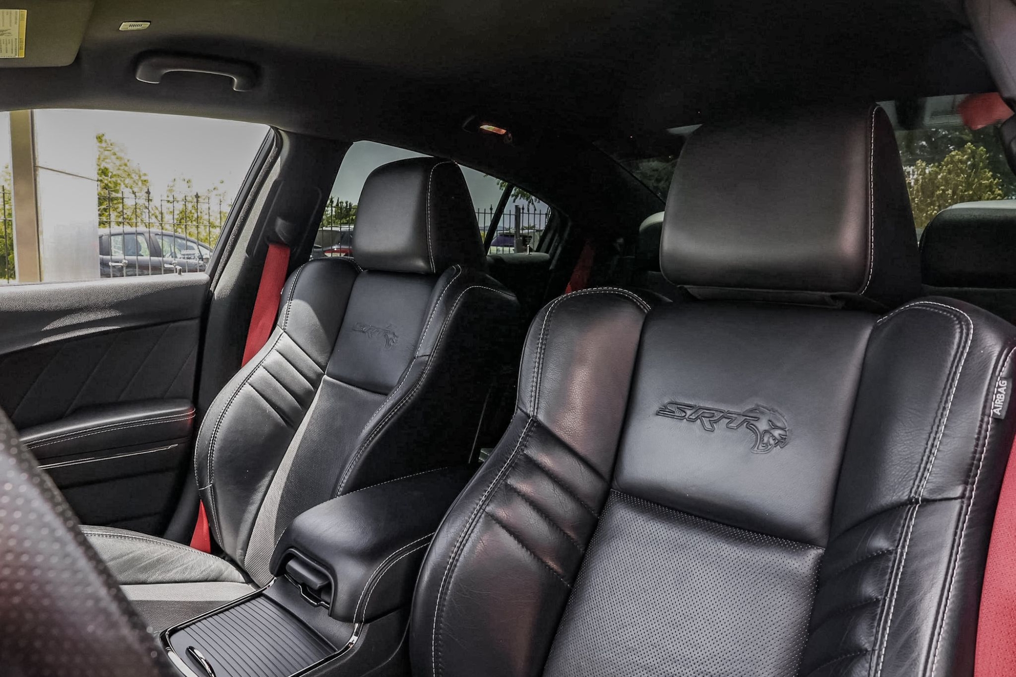 DODGE CHARGER SRT HELLCAT
