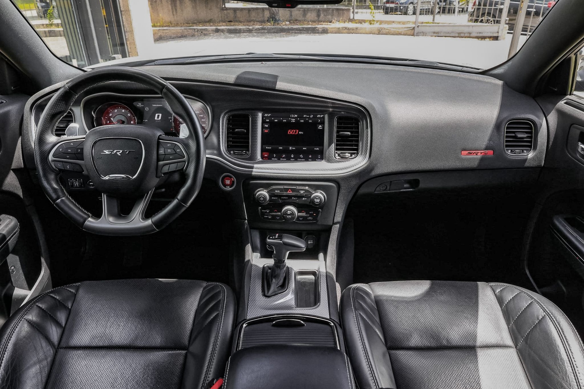 DODGE CHARGER SRT HELLCAT