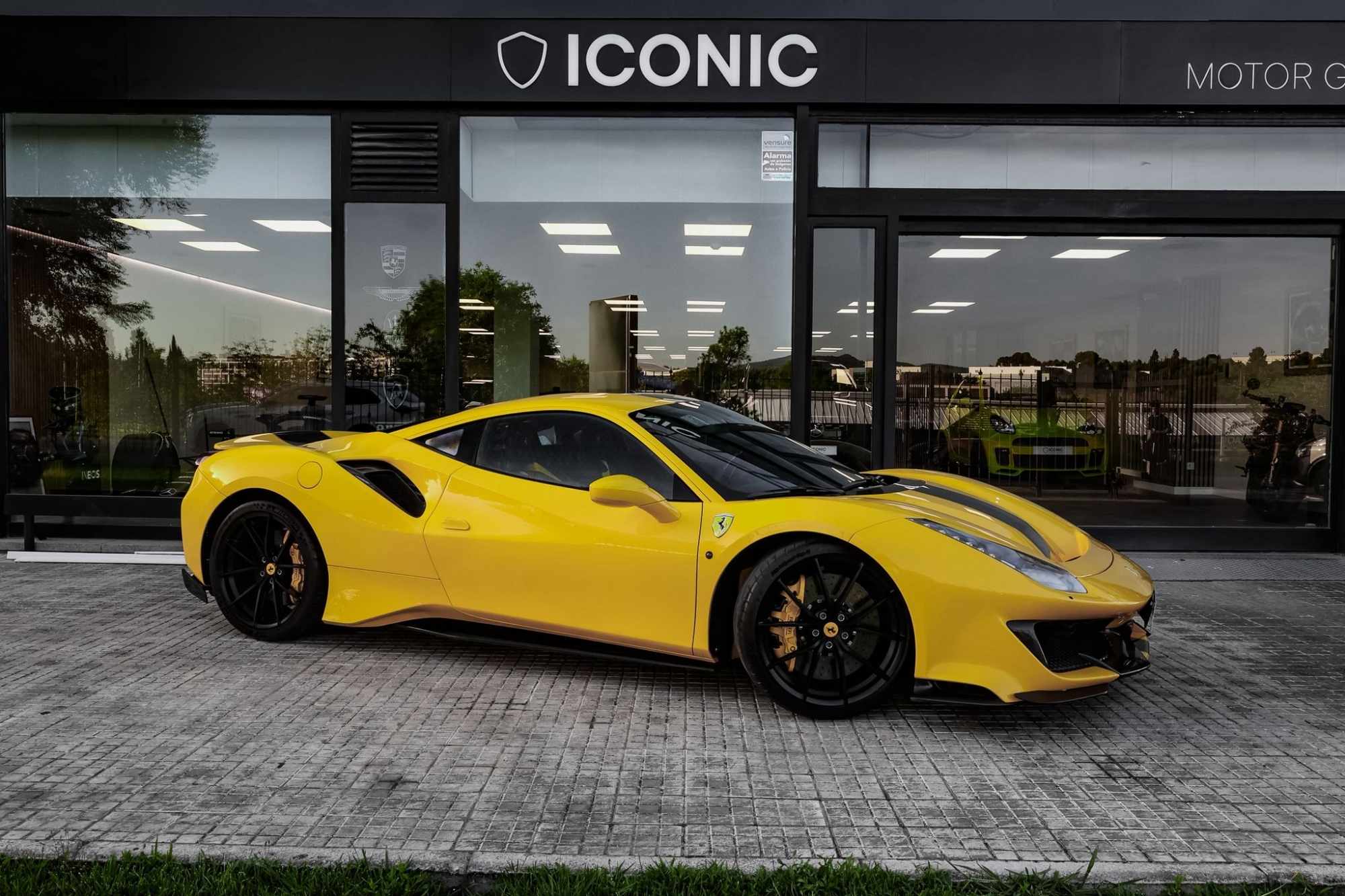 FERRARI 488 PISTA DCT