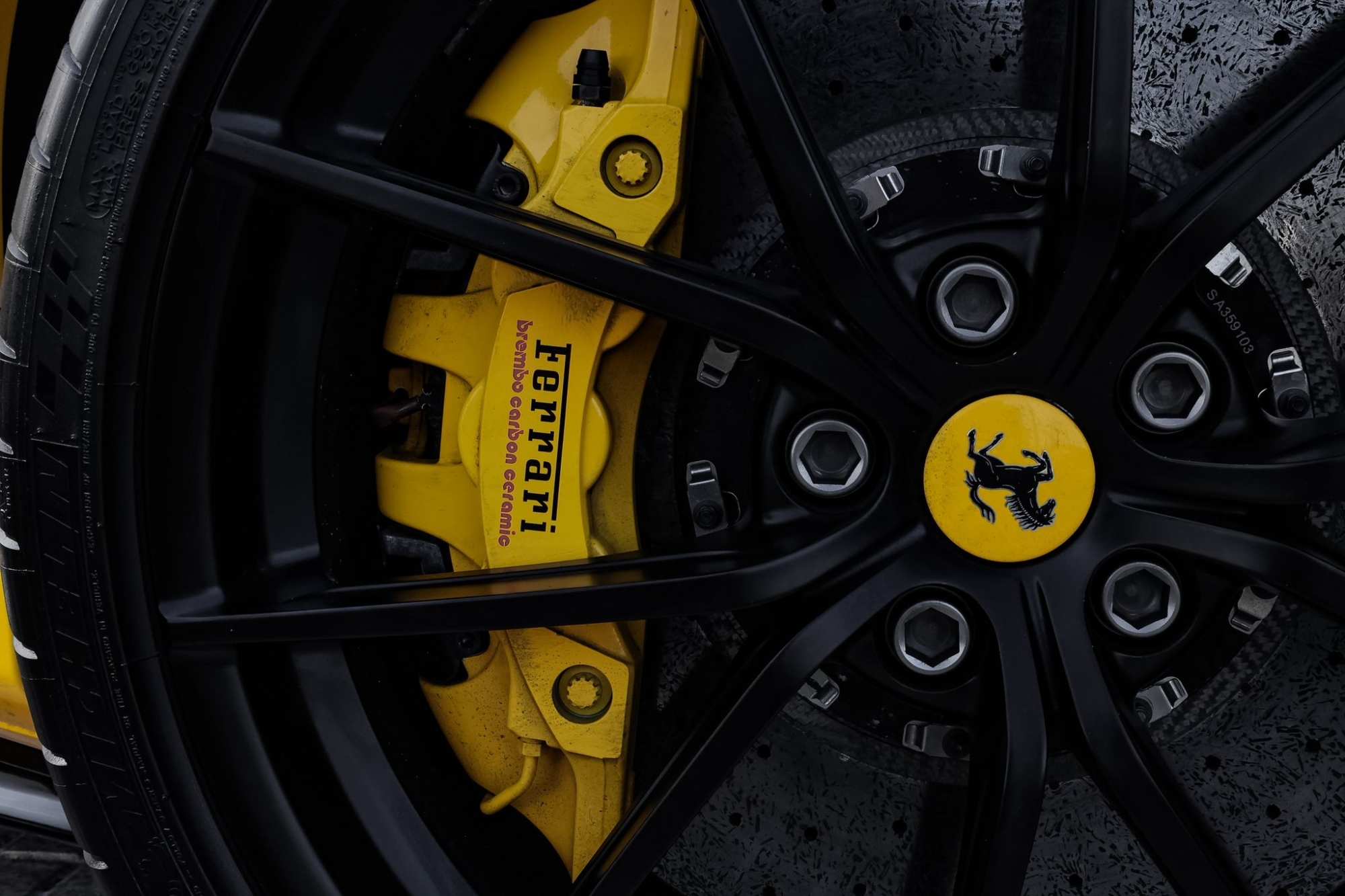 FERRARI 488 PISTA DCT