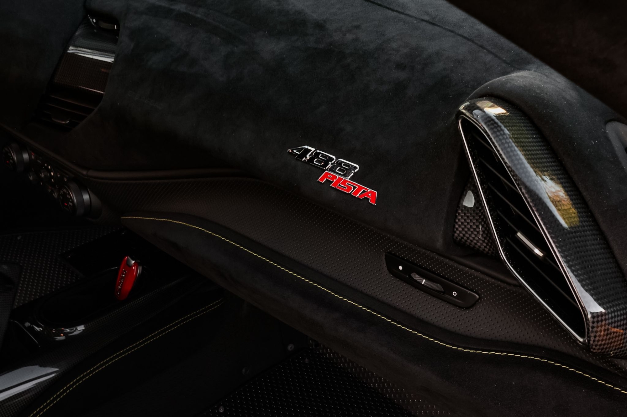 FERRARI 488 PISTA DCT