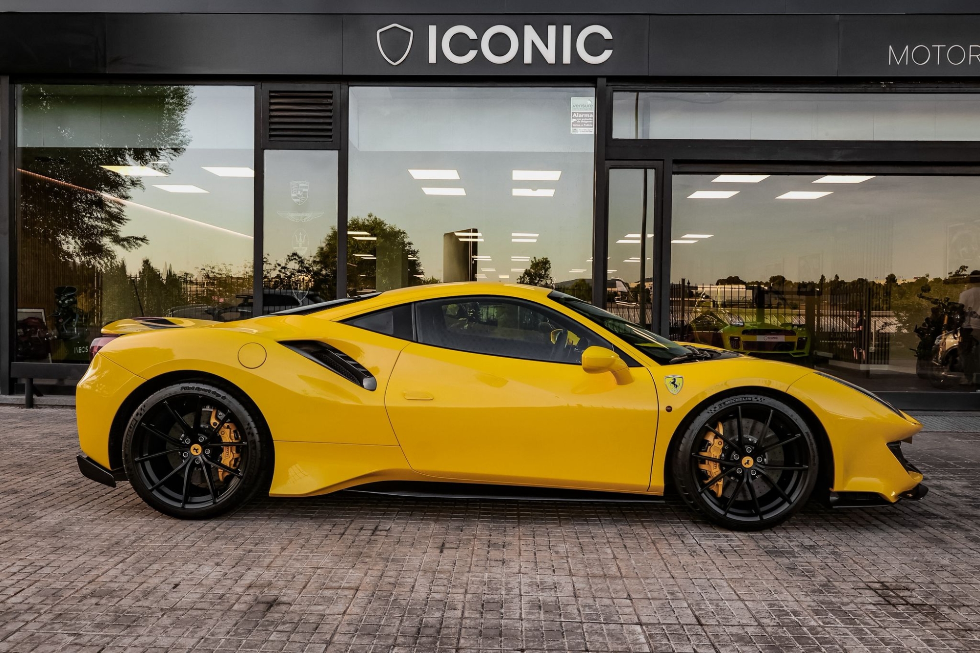 FERRARI 488 PISTA DCT