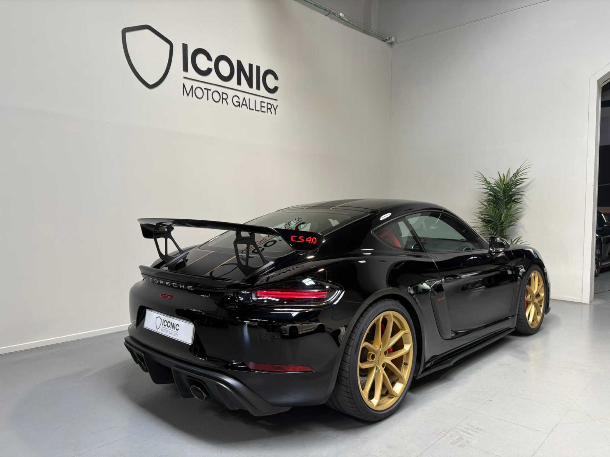 Porsche 718 GT4