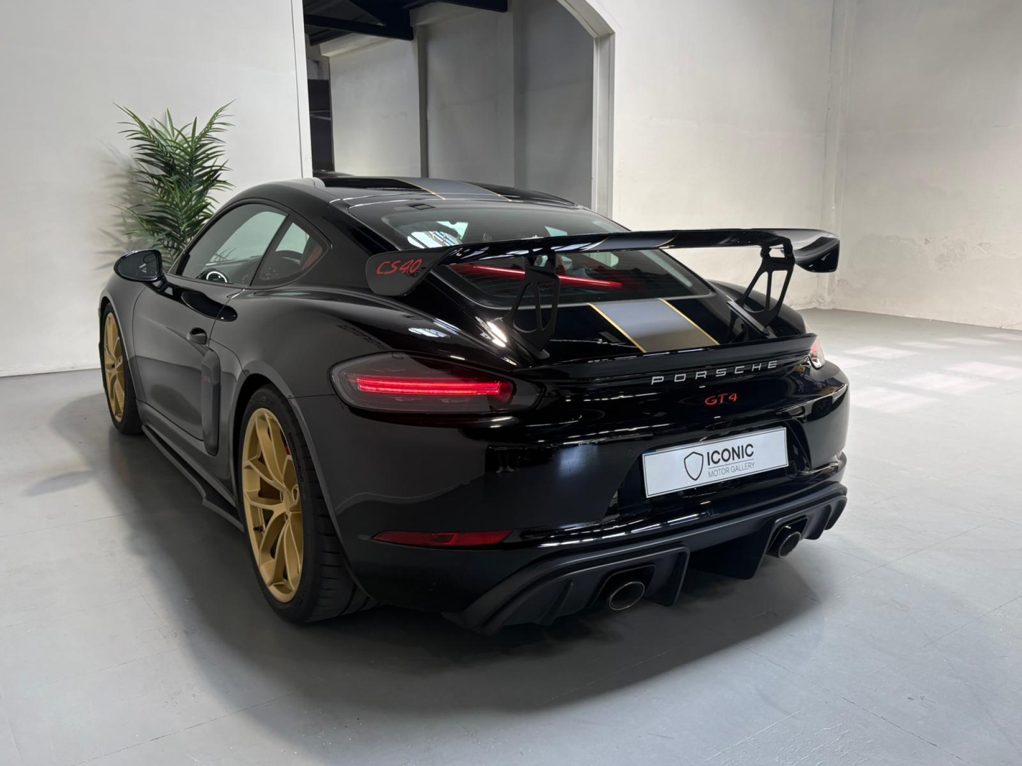 Porsche 718 GT4