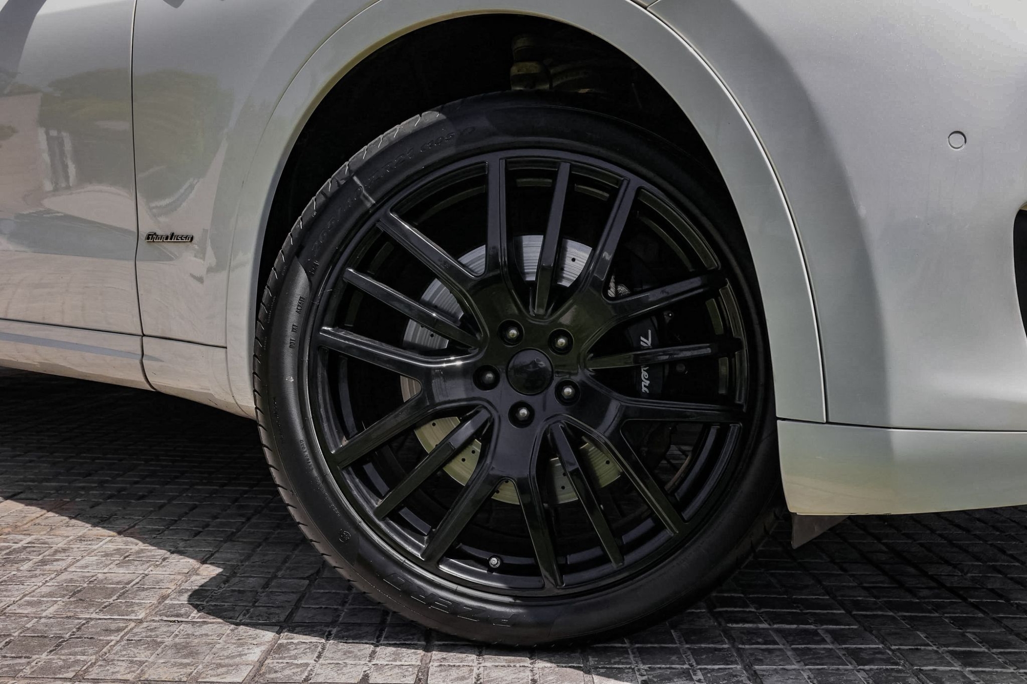 MASERATI LEVANTE SQ4