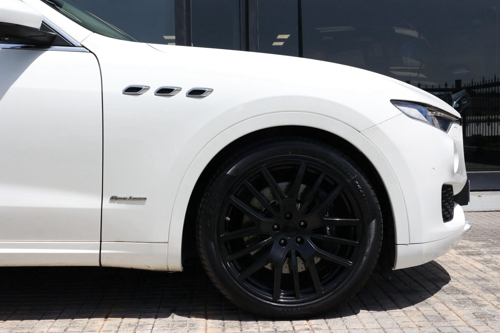 MASERATI LEVANTE SQ4