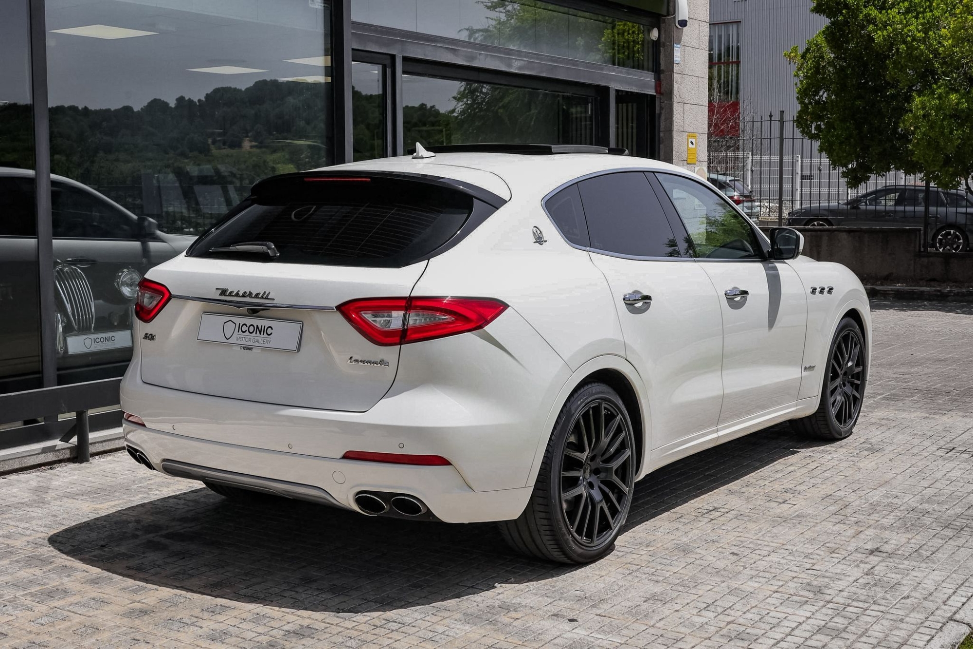 MASERATI LEVANTE SQ4
