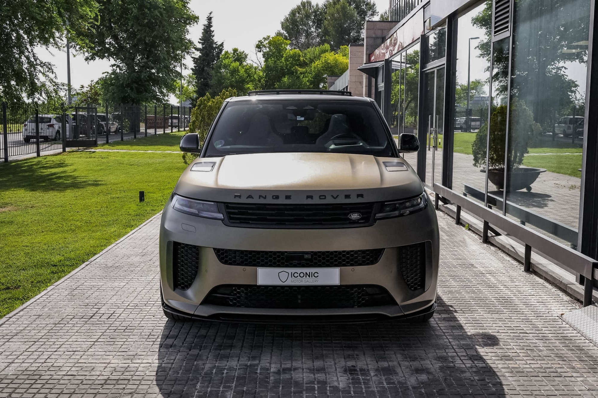LAND ROVER RANGE ROVER SPORT SV EDITION ONE