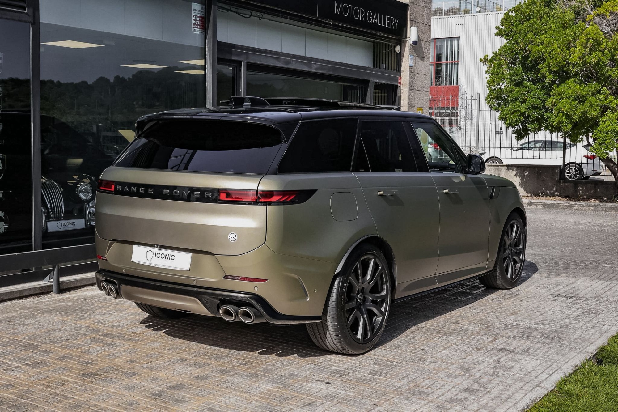LAND ROVER RANGE ROVER SPORT SV EDITION ONE