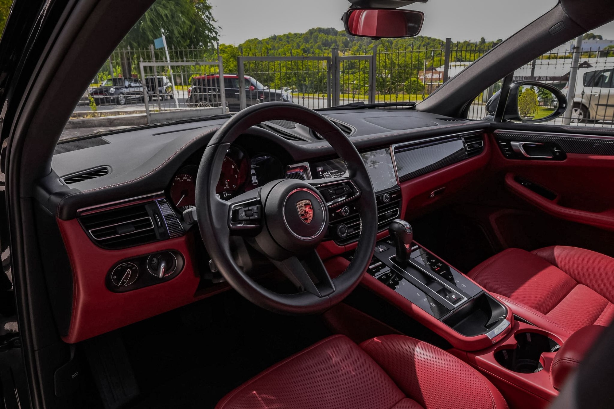 PORSCHE MACAN S
