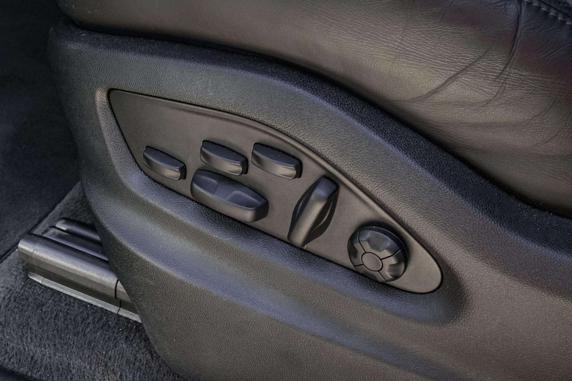 PORSCHE CAYENNE TURBO E-HYBRID COUPÉ