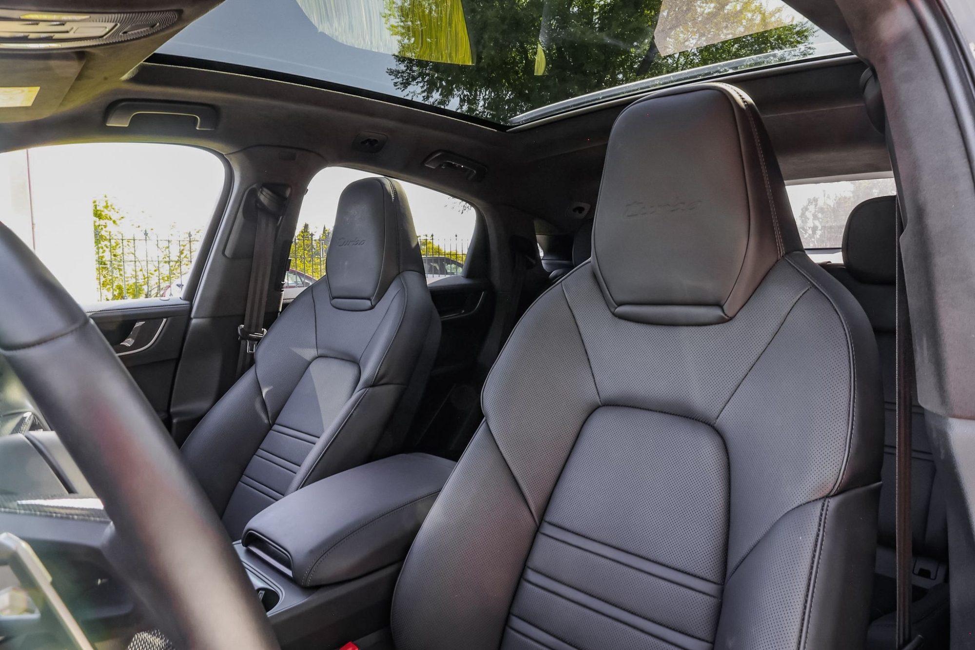 PORSCHE CAYENNE TURBO E-HYBRID COUPÉ