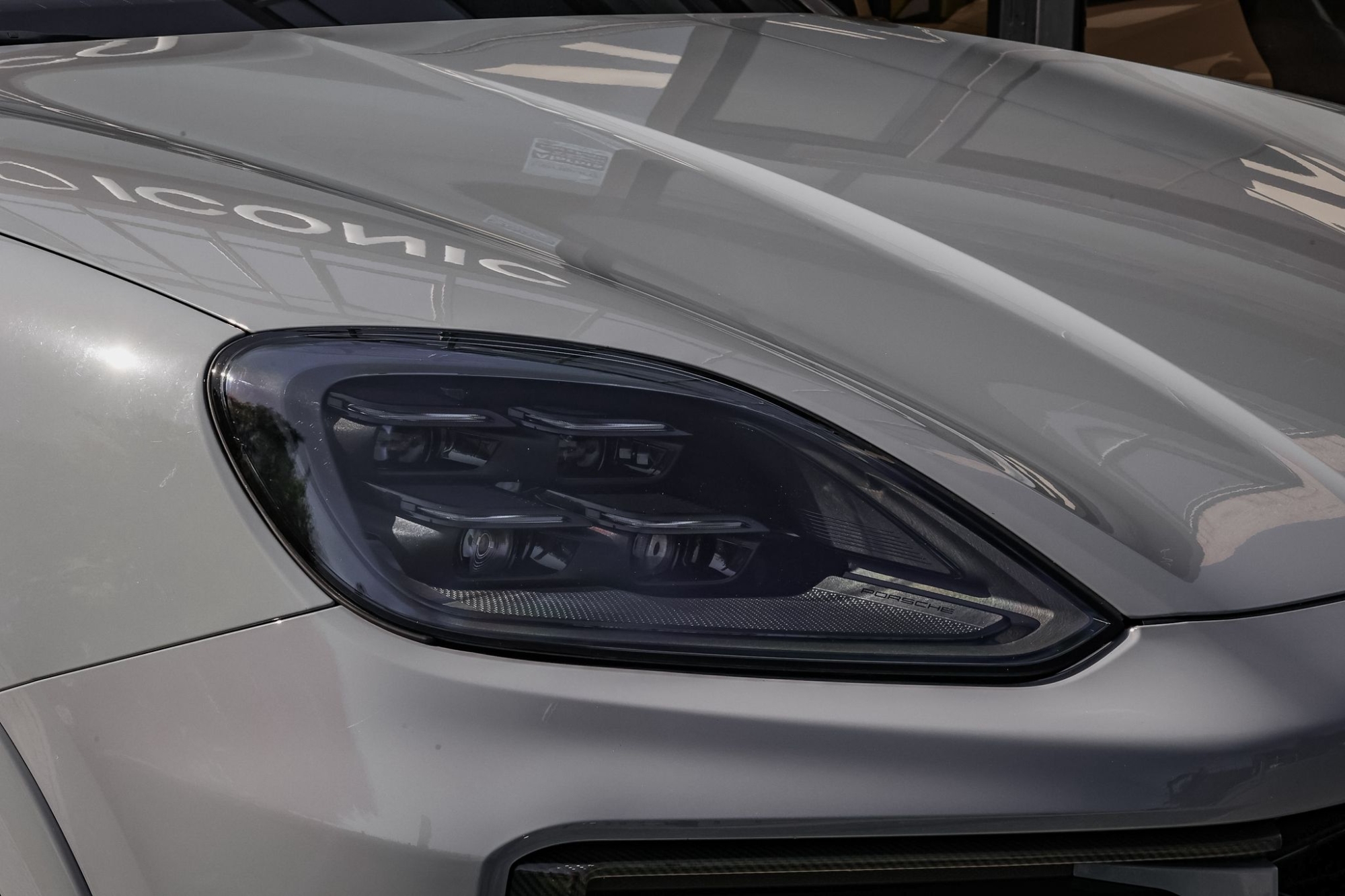 PORSCHE CAYENNE TURBO E-HYBRID COUPÉ