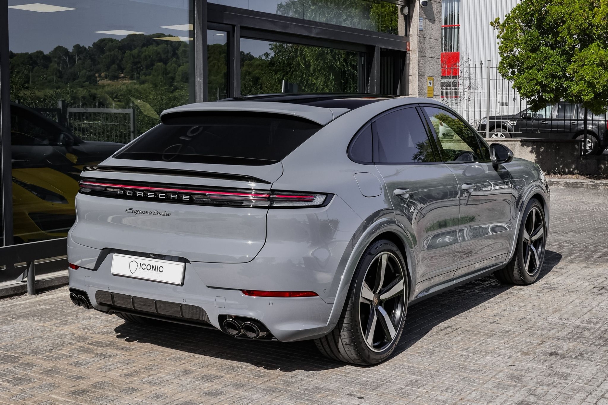 PORSCHE CAYENNE TURBO E-HYBRID COUPÉ