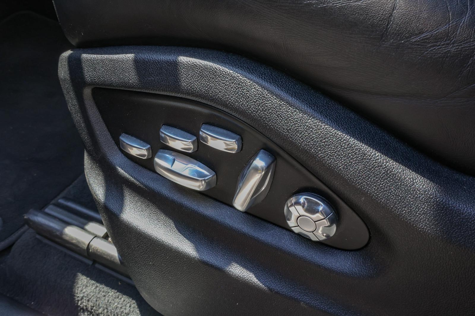 PORSCHE CAYENNE TURBO