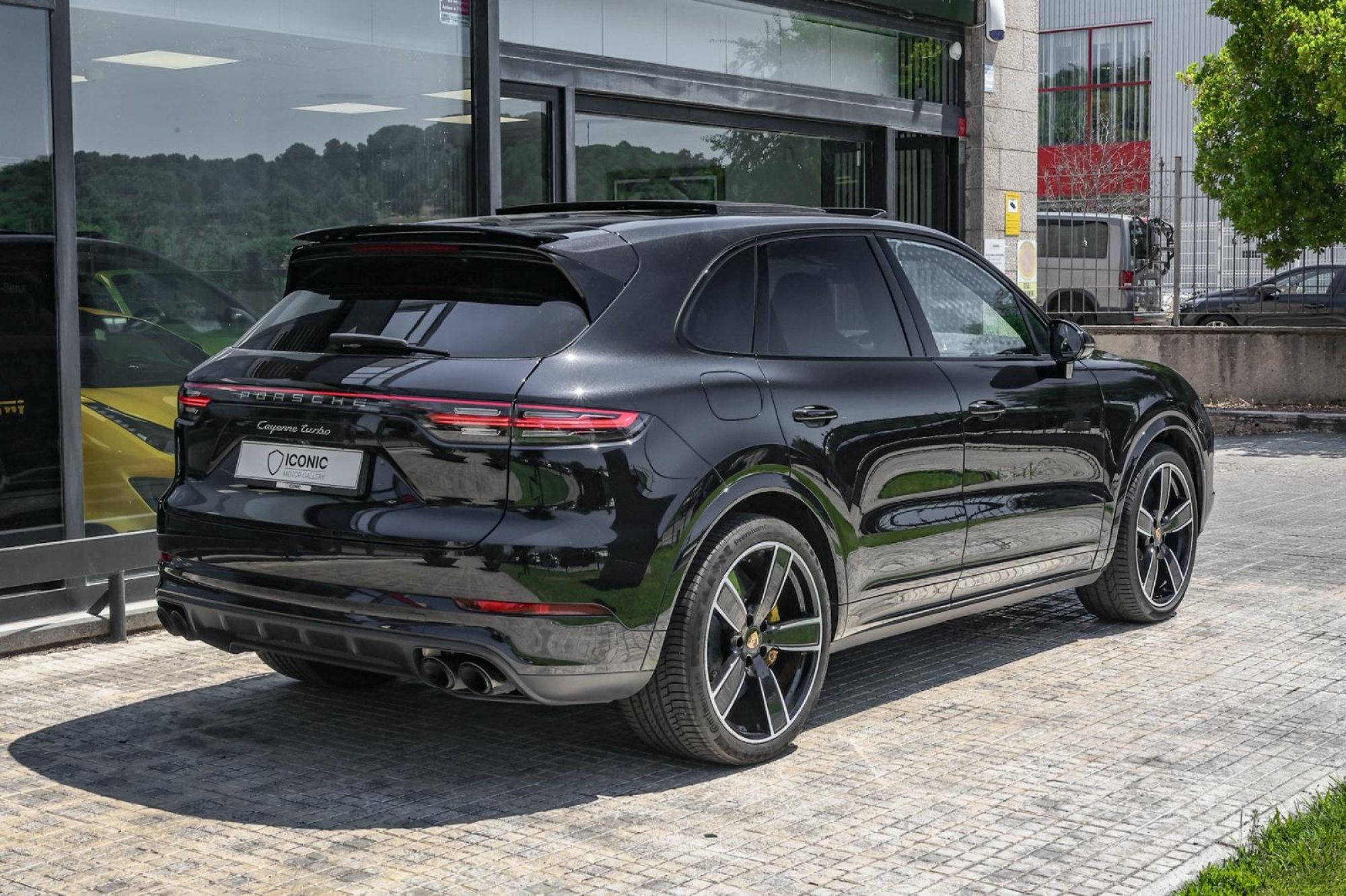 PORSCHE CAYENNE TURBO