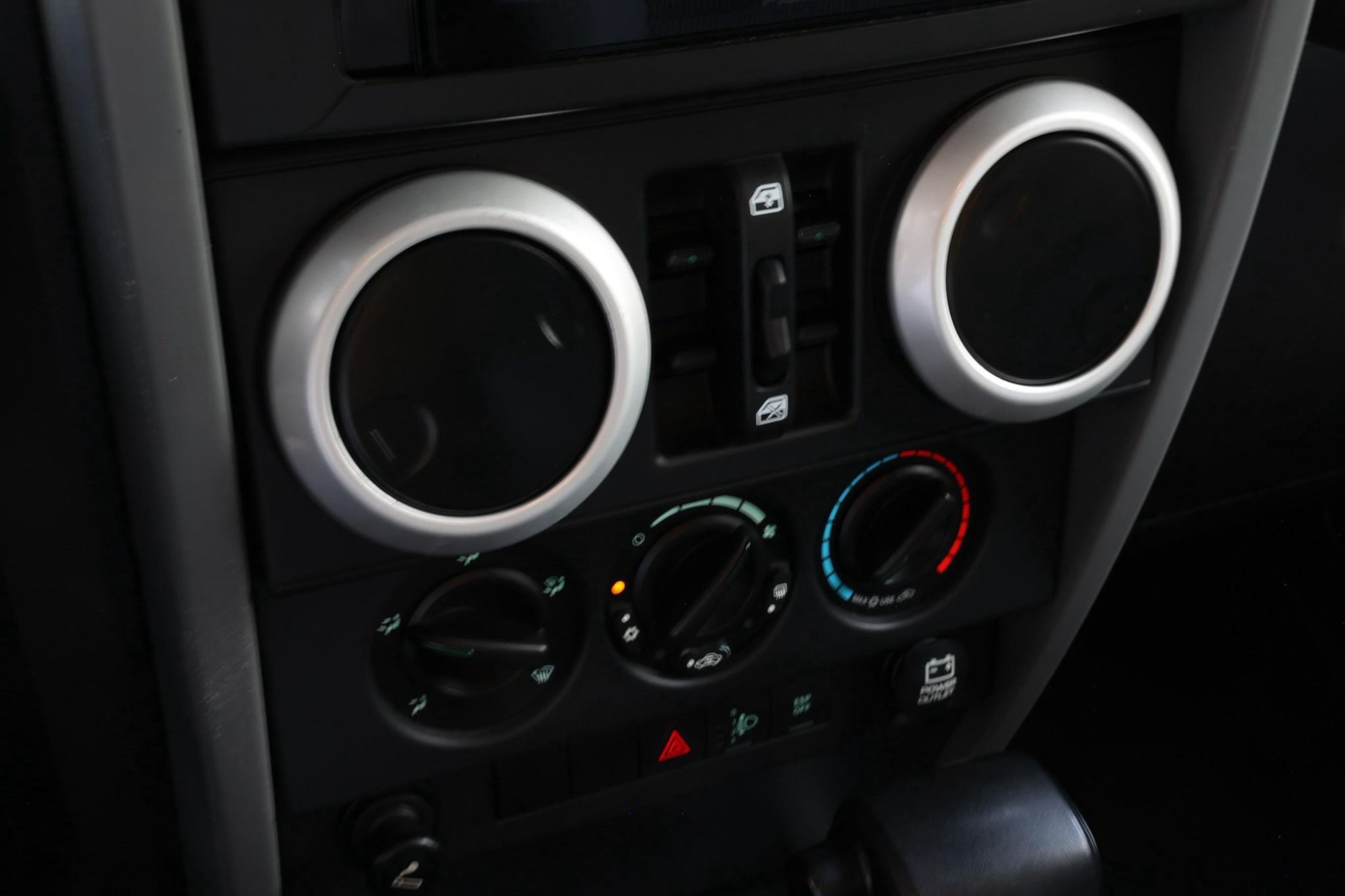 JEEP WRANGLER SAHARA