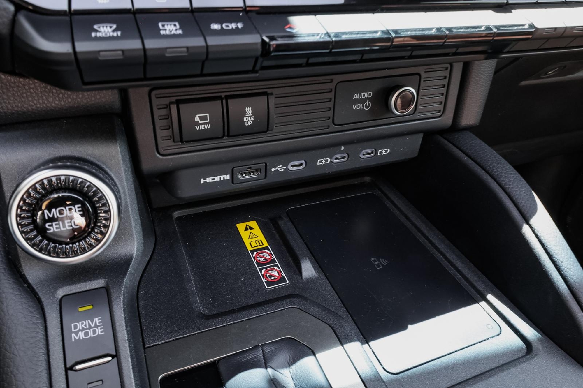 TOYOTA LAND CRUISER MILD-HYBRID VX-L 