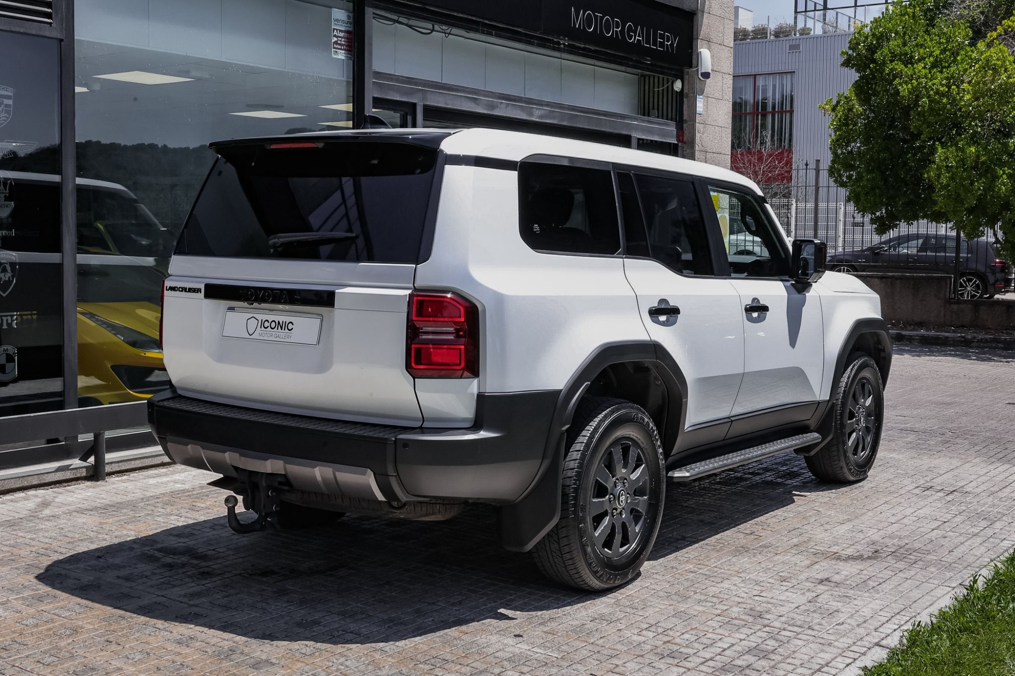 TOYOTA LAND CRUISER MILD-HYBRID VX-L 