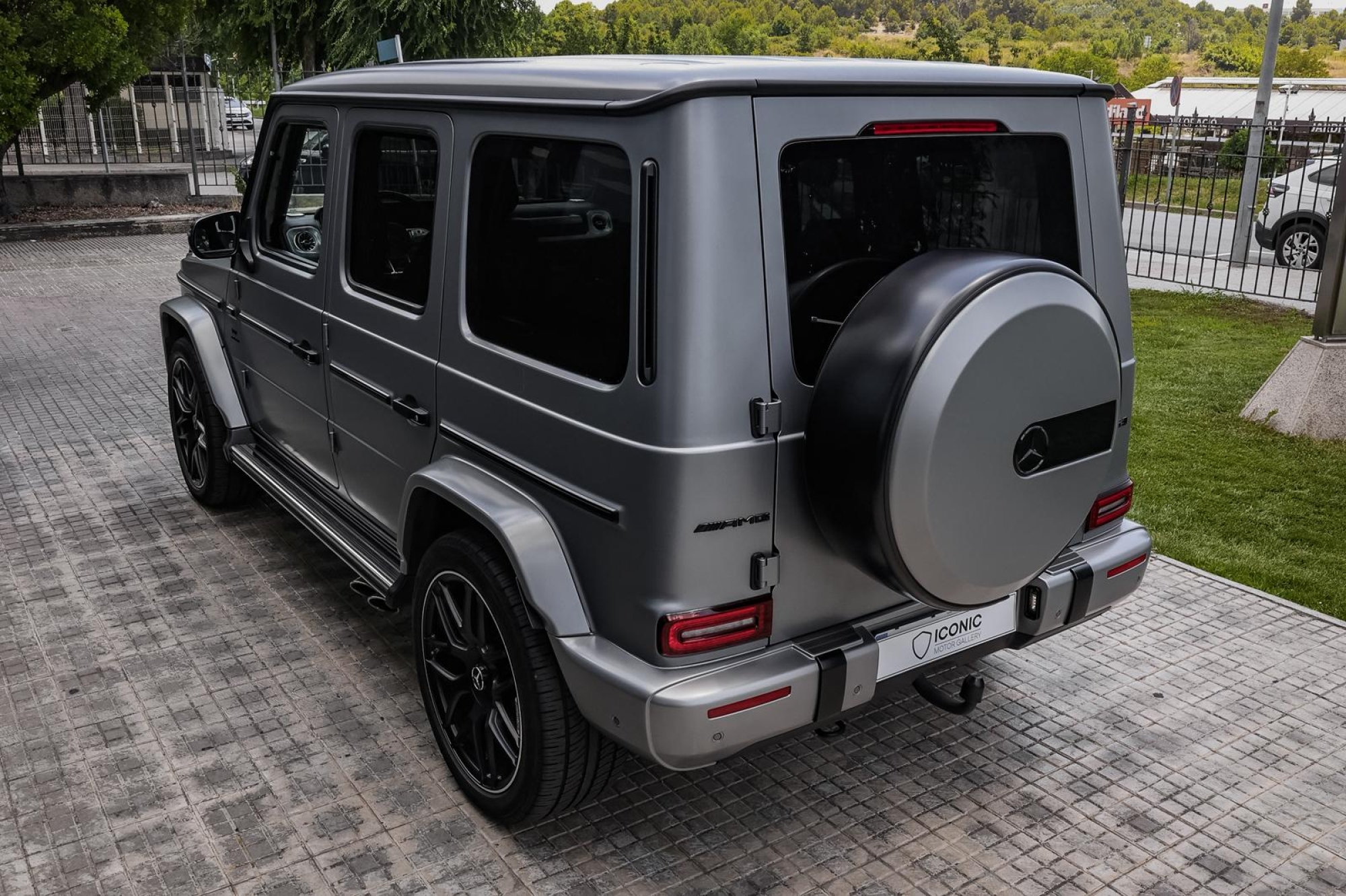 MERCEDES-BENZ G63 AMG