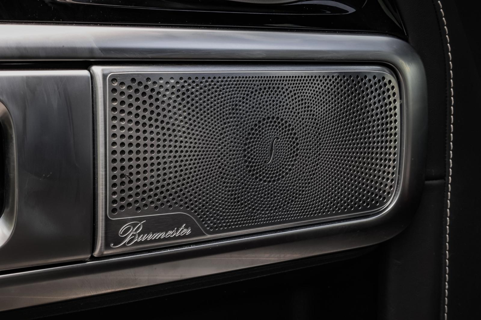 MERCEDES-BENZ G63 AMG