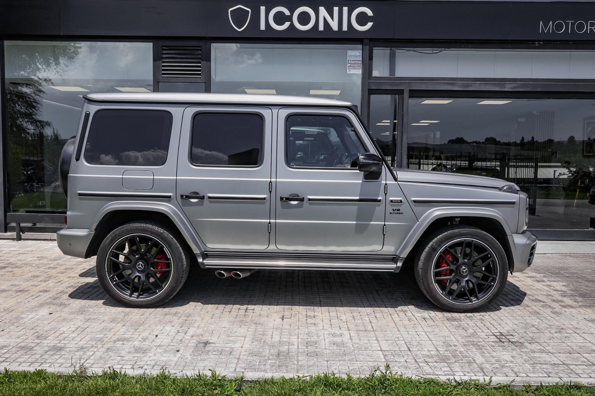 MERCEDES-BENZ G63 AMG