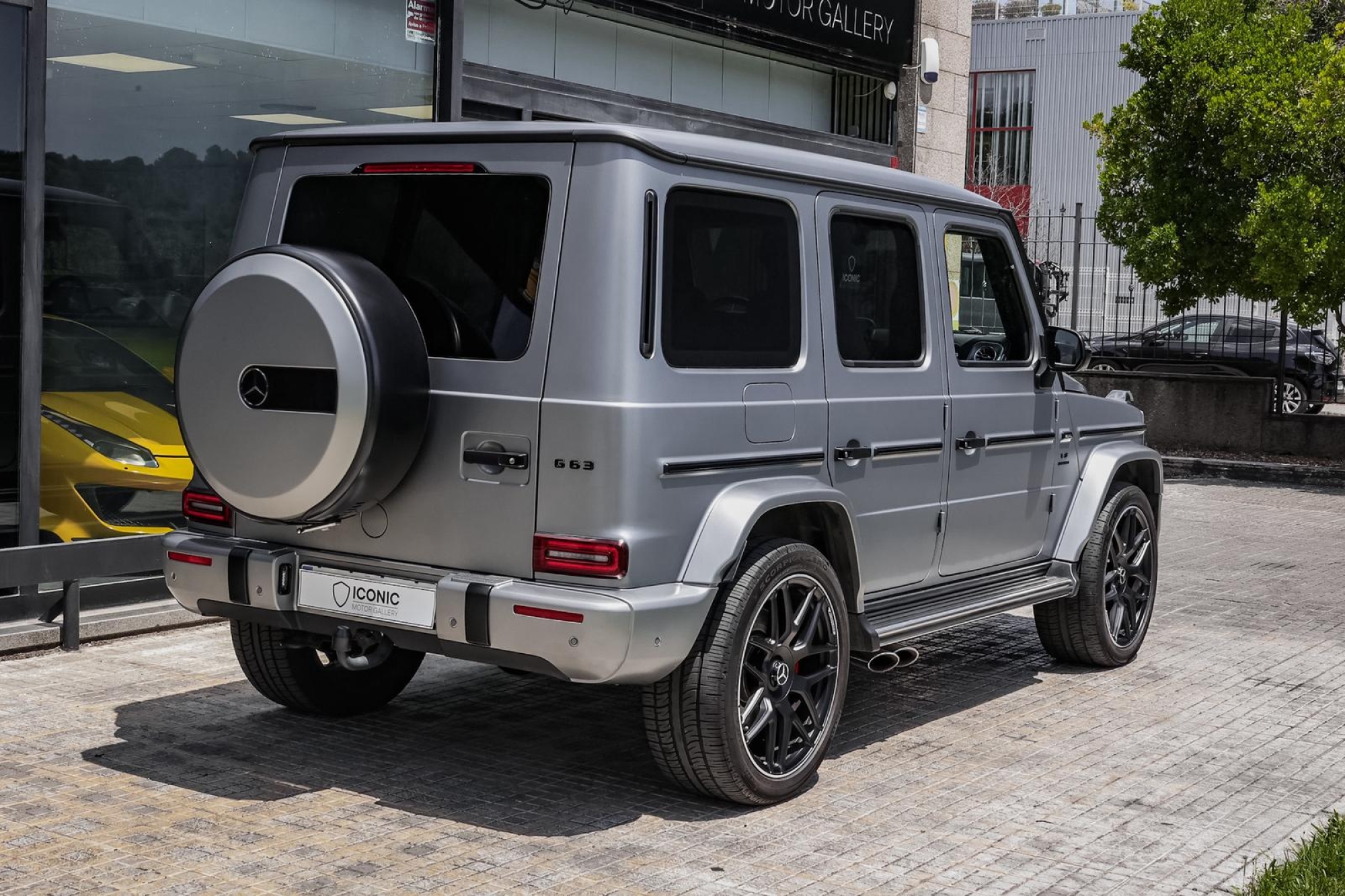MERCEDES-BENZ G63 AMG