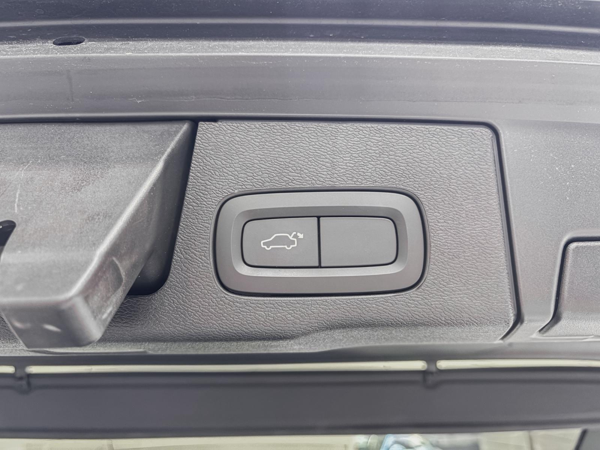 VOLVO XC60 T5 MOMENTUM