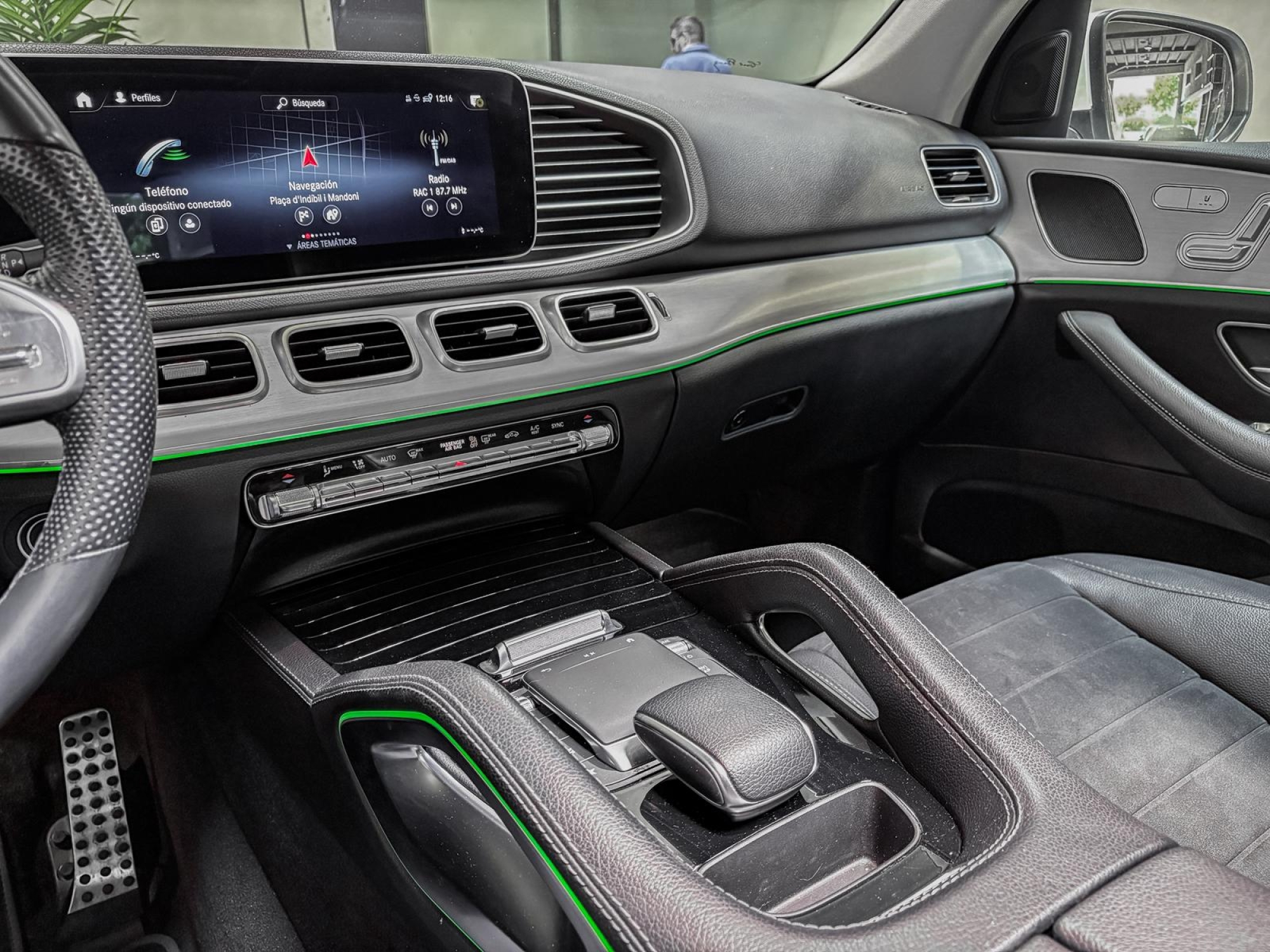 MERCEDES GLE 300d 4MATIC