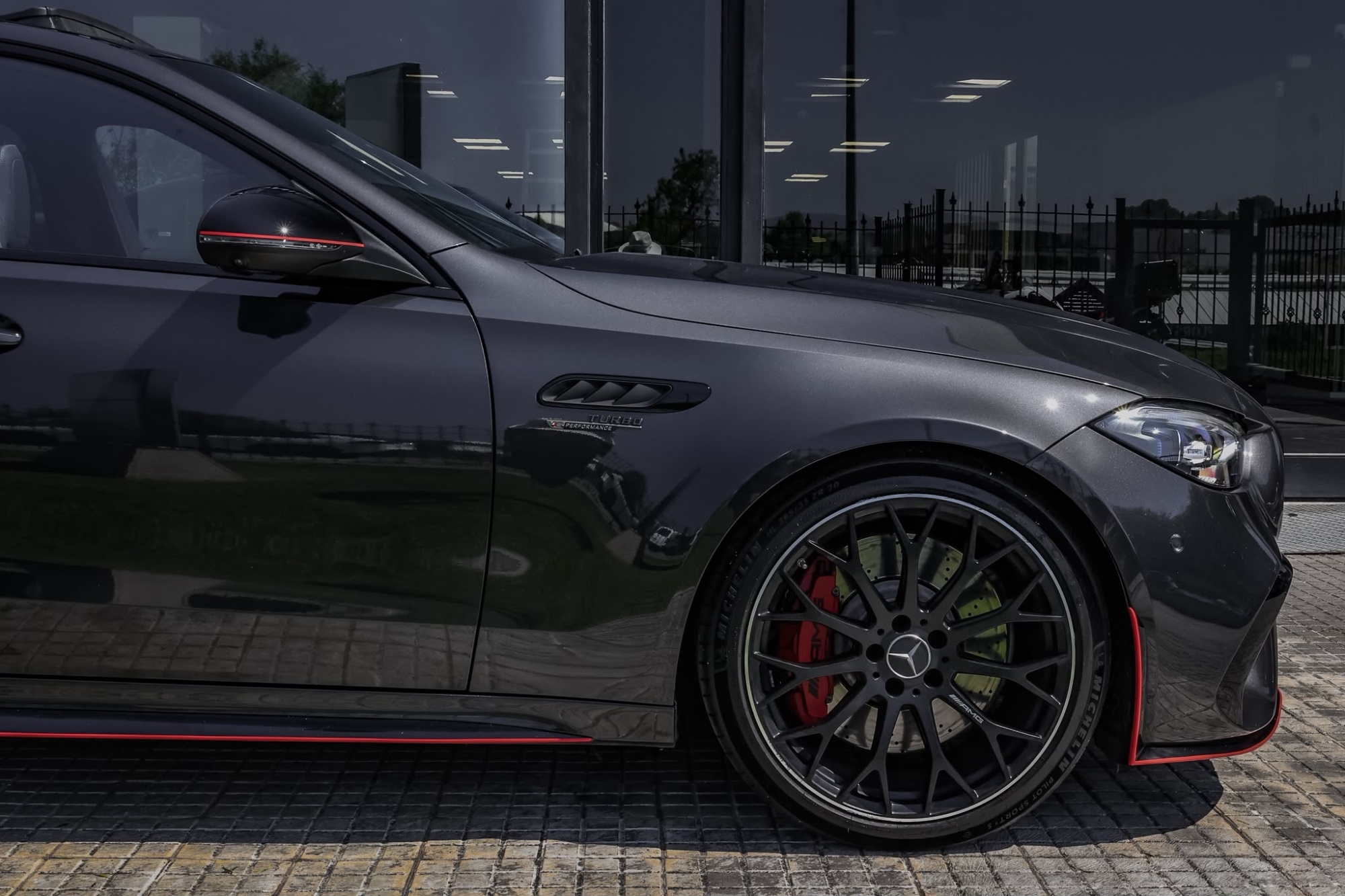 MERCEDES-BENZ AMG C63 S E 4MATIC+