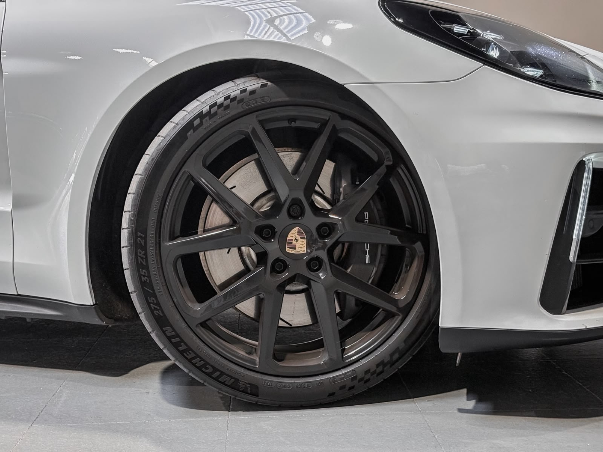 PORSCHE PANAMERA 4 E-HYBRID
