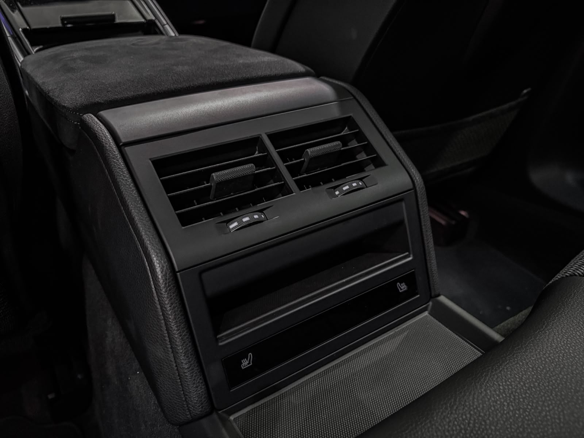 PORSCHE PANAMERA 4 E-HYBRID