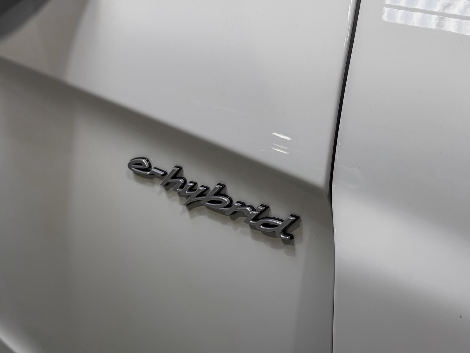 PORSCHE PANAMERA 4 E-HYBRID